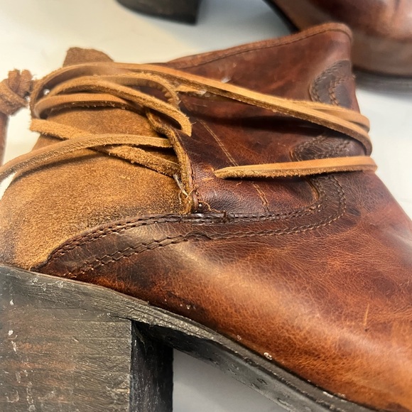 Freebird Casey Distressed Leather Cognac Brown Western Heeled Booties Size 10 - Picture 5 of 5